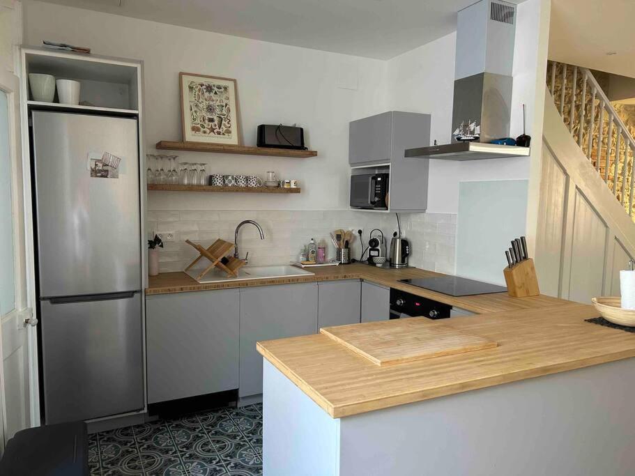 La Villa Genette, Maison Proche Centre-Ville Ла-Рошель Экстерьер фото